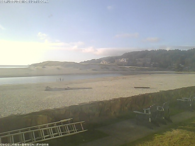 Beachfront webcam in Cannon Beach